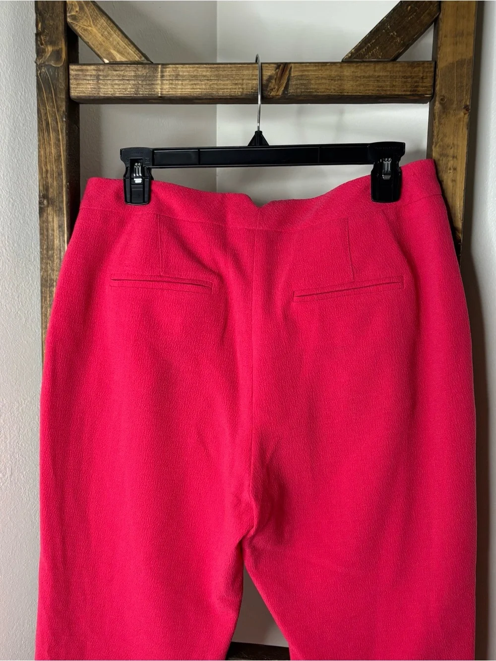 BCBGeneragion Women's Hot Pink Ponte Knit Pull-On Pants Size 8